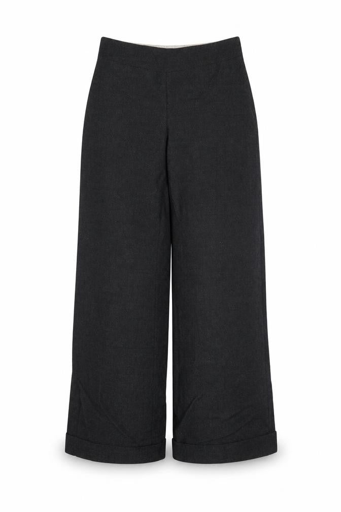 Front view of Preworn women’s black trousers, size UK 10, 29-inch leg