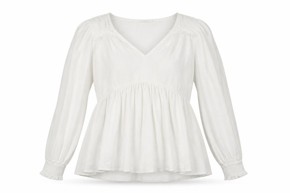 Front view of Nine by Savannah Miller women’s white basic t-shirt, size UK 6