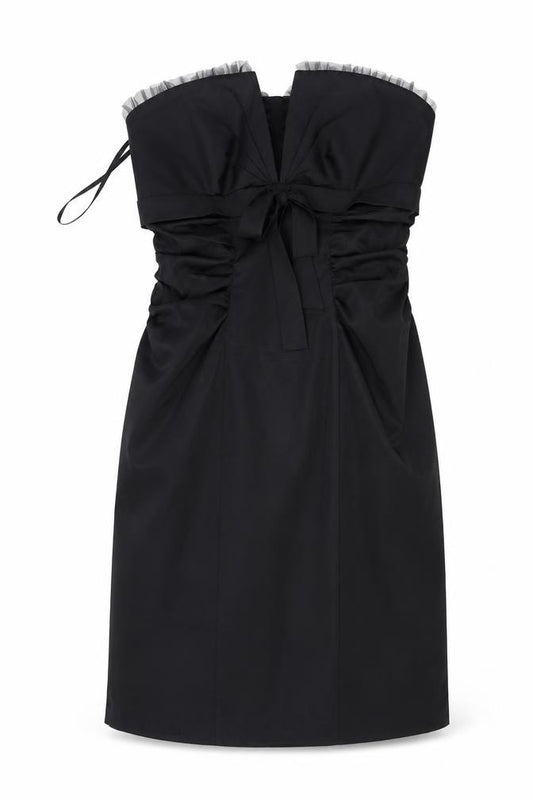 Front view of Xscape women’s black a-line, size UK 14