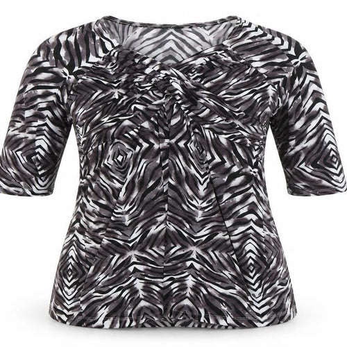 BM Womens Black Animal Print  Basic T-Shirt Size 16