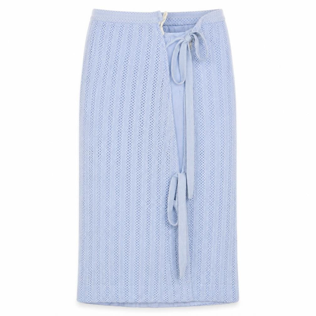 Front view of Preworn women’s blue straight & pencil skirt one size