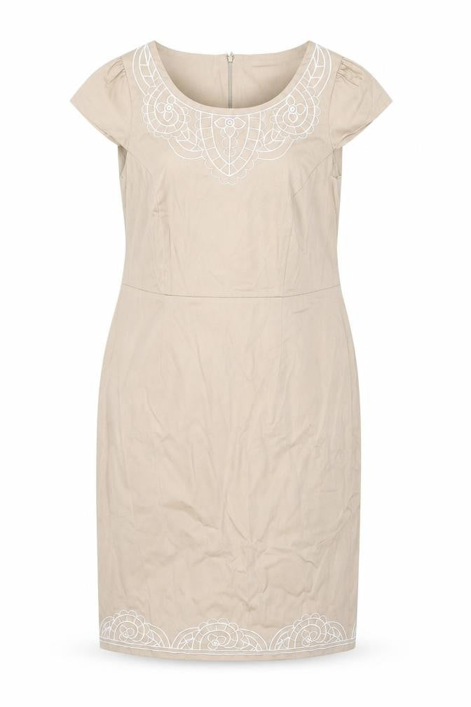 Front view of Savoir women’s beige basic t-shirt, size UK 16