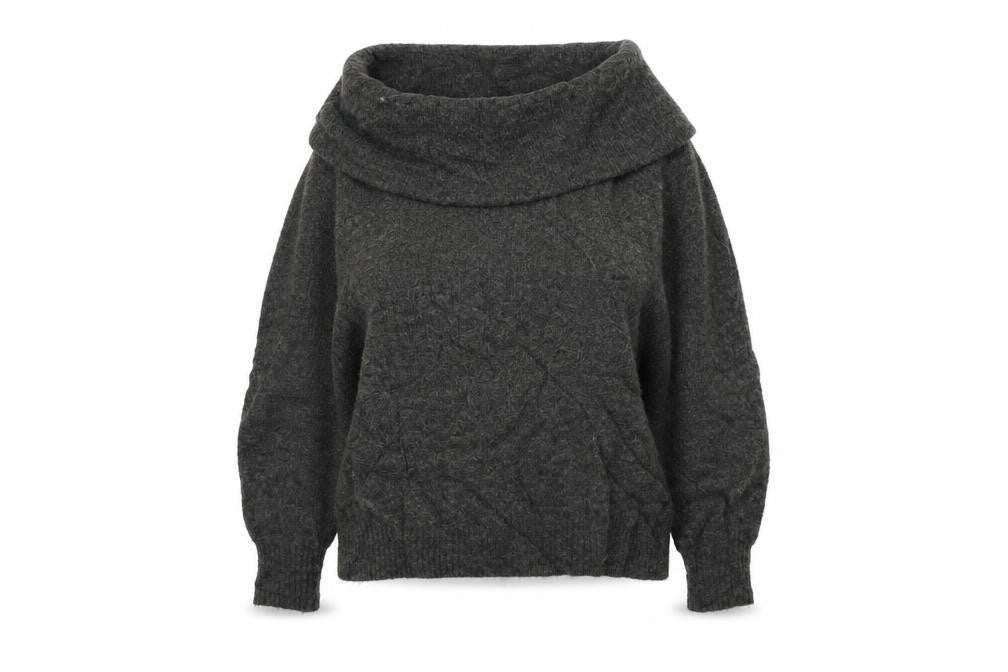 Front view of H&M women’s green jumper, size S