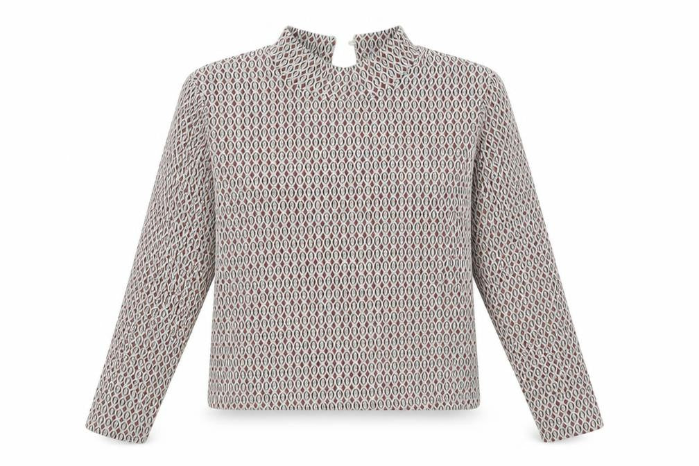Front view of Primark women’s white jumper, size M