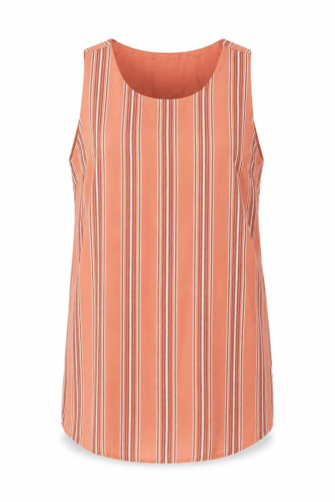 Front view of New Look women’s pink basic blouse, size UK 14