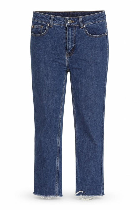 Front view of Denim Co. women’s blue denim cropped jeans, size UK 10, 26-inch leg