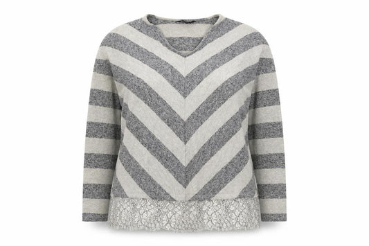 Front view of F&F women’s grey jumper, size UK 14