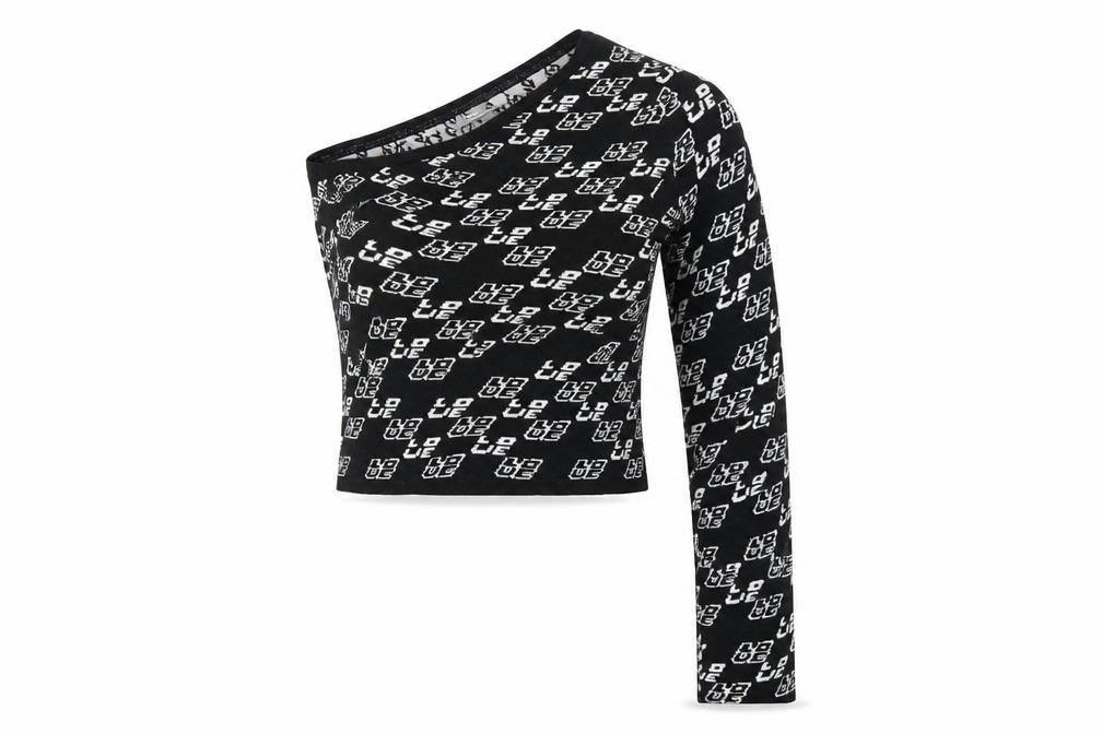 Front view of ASOS women’s black knit pullover sweatshirt, size UK 10