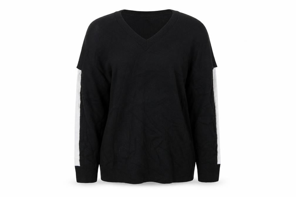 Front view of PRETTYLITTLETHING women’s black knit jumper, size M