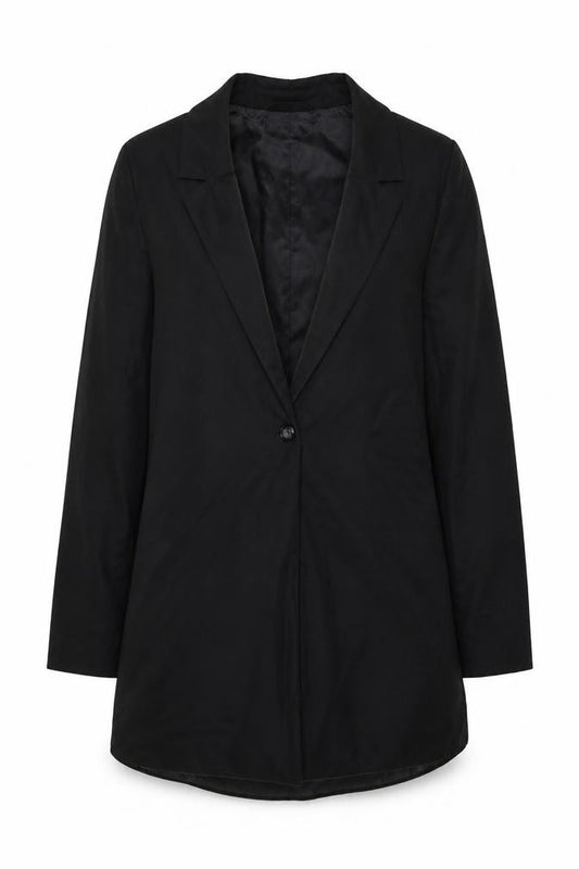Front view of PRETTYLITTLETHING women’s black jacket blazer, size UK 8