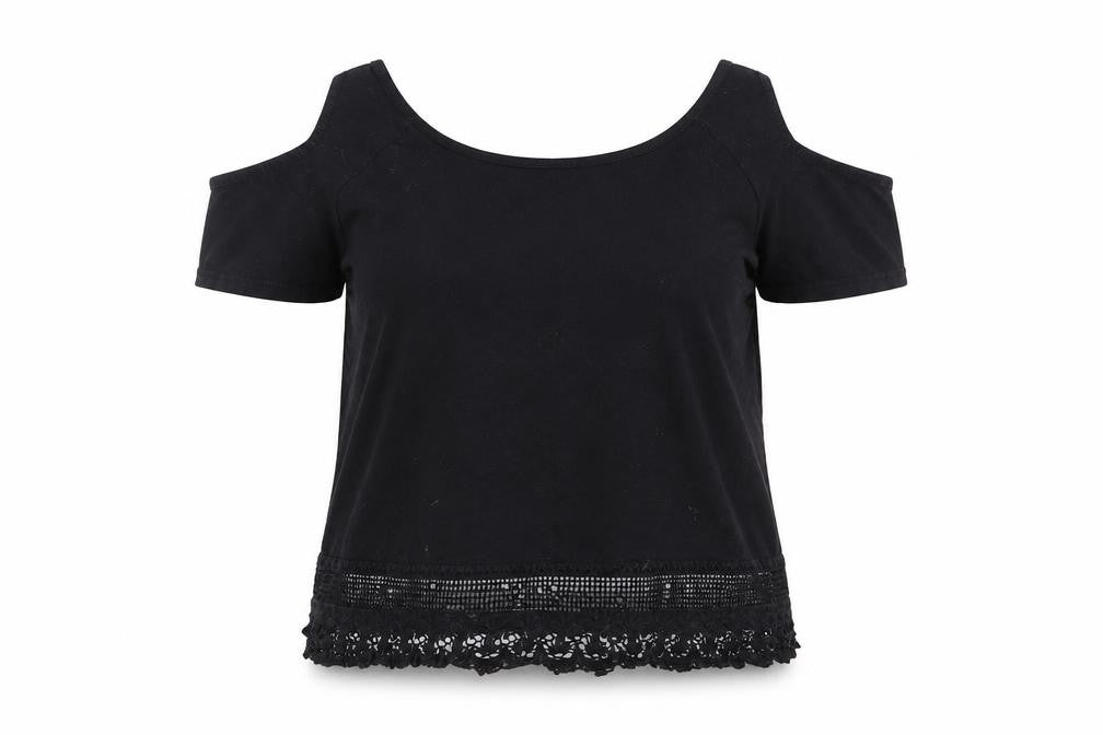 Front view of New Look women’s black basic t-shirt, size UK 6