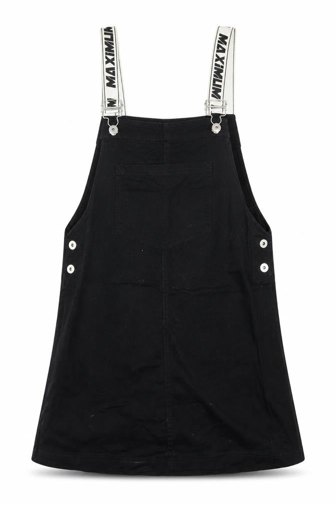 Front view of H&M women’s black fit & flare, size UK 8