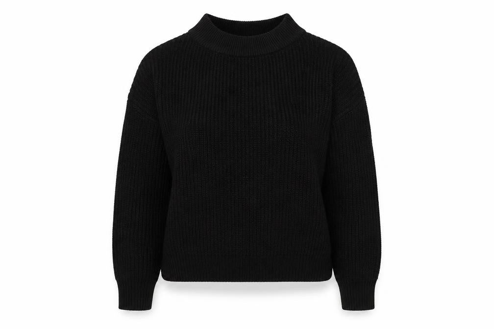 Front view of New Look women’s black knit jumper, size L