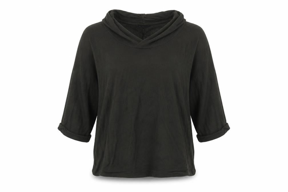 Front view of Kenneth Coce women’s green basic t-shirt, size L