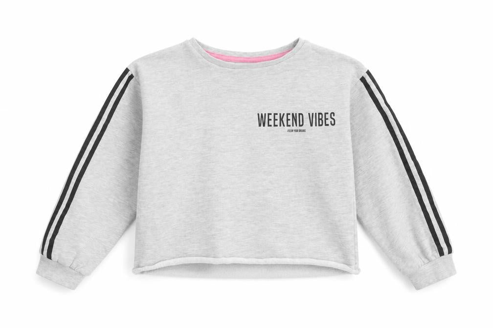 Front view of Matalan girls’ grey jumper, size 9, years
