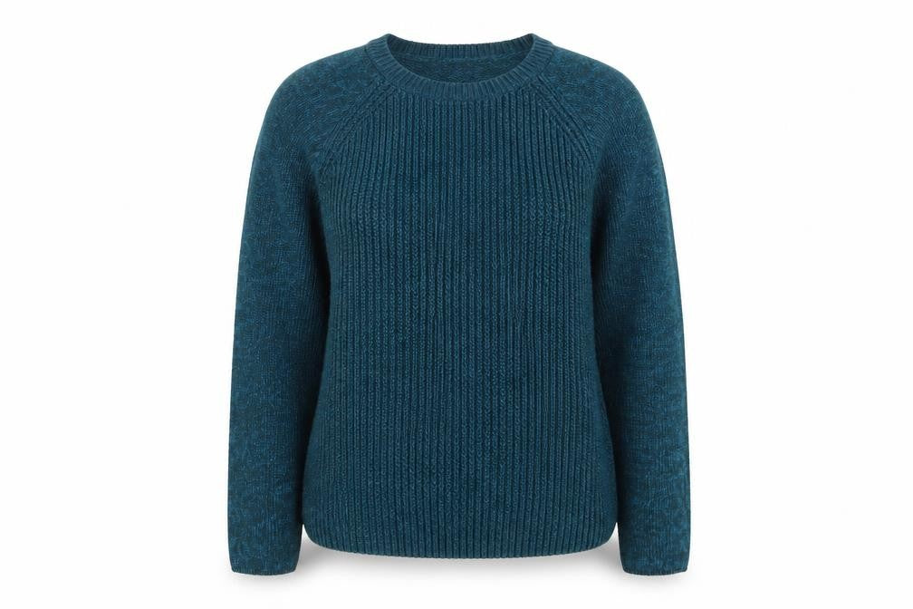 Front view of New Look women’s blue jumper one size
