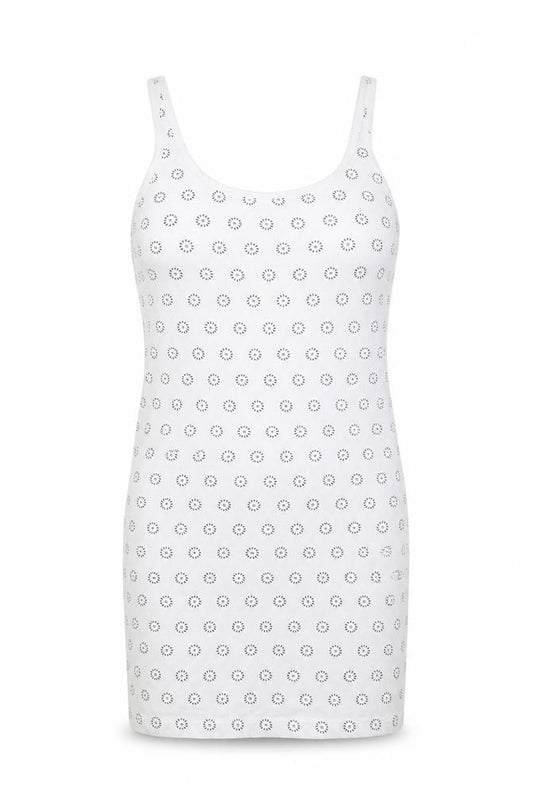 Front view of Atmosphere women’s white geometric basic t-shirt, size UK 6