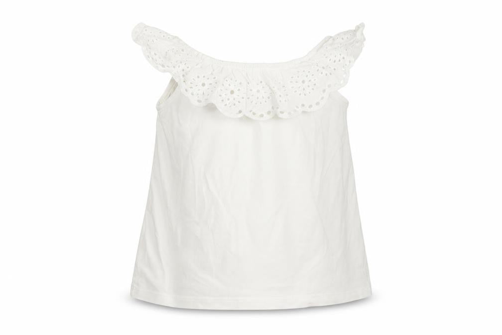 Front view of F&F girls’ white basic t-shirt, size 4-5, years