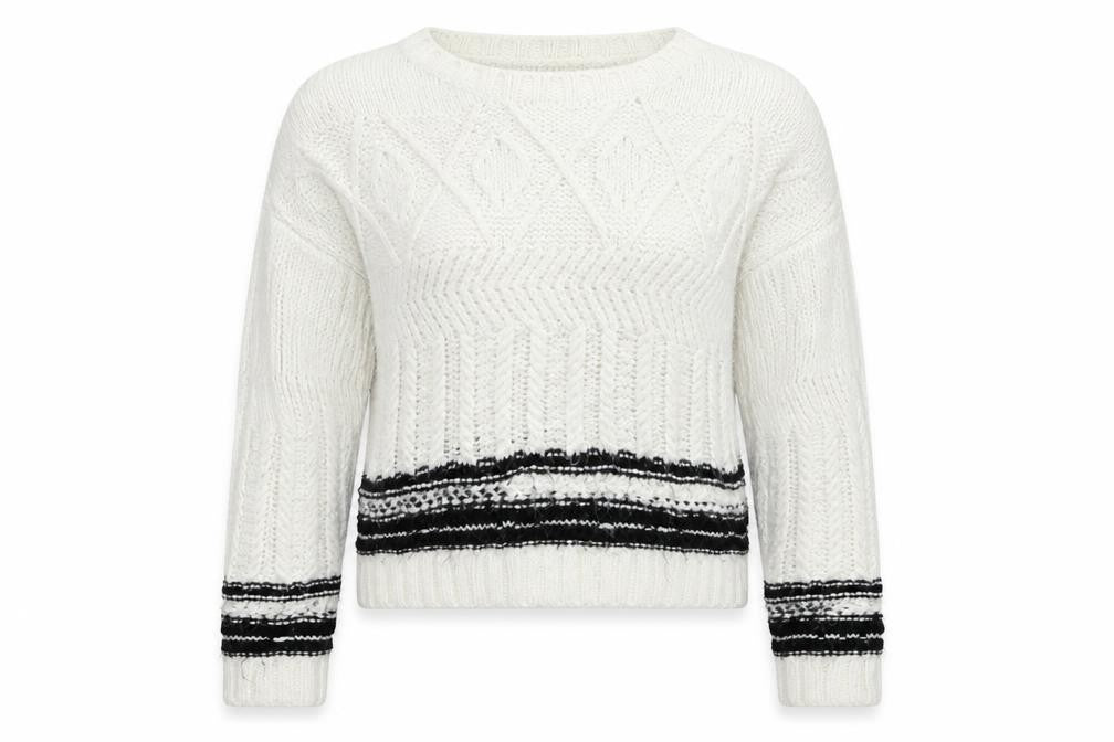 Front view of New Look women’s white knit jumper, size L