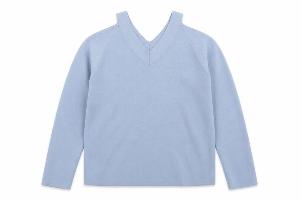 Front view of New Look girls’ blue knit jumper, size 12-13, years