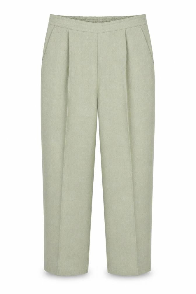 Front view of Ediditons women’s green trousers, size UK 18, 25-inch leg