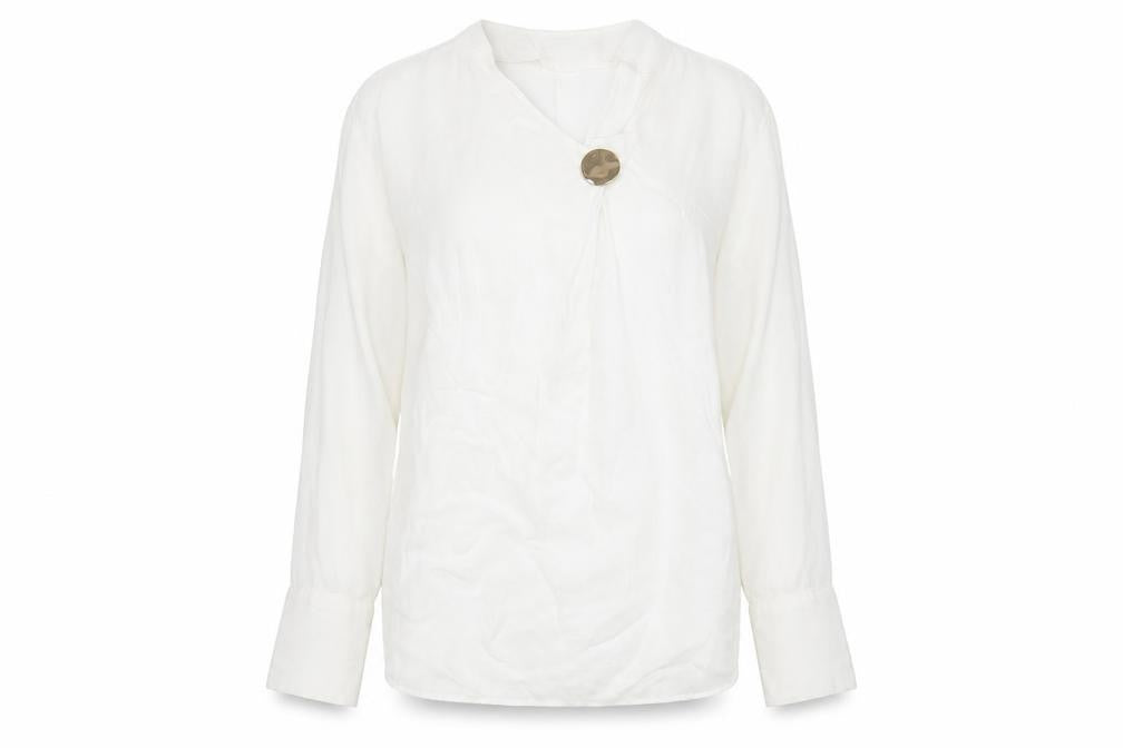 Front view of Mango women’s white jumper, size M