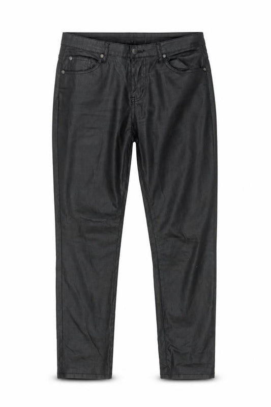 Front view of 24/7 women’s black mom jeans, size UK 12, 30-inch leg