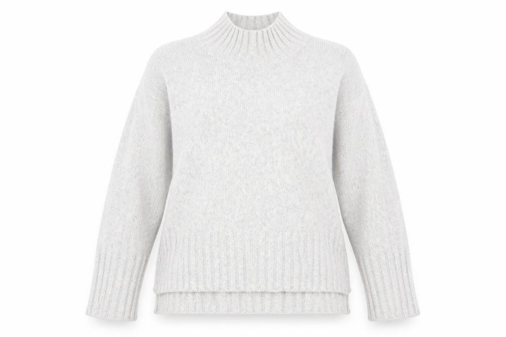 Front view of New Look women’s grey jumper, size S