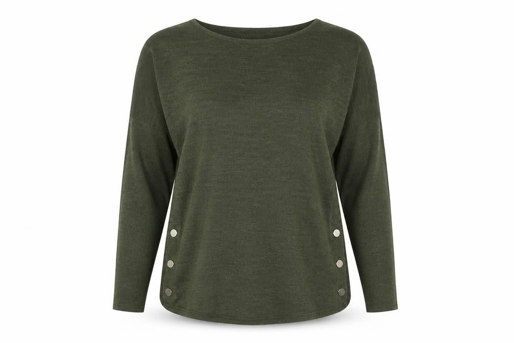 Front view of New Look women’s green knit jumper, size S
