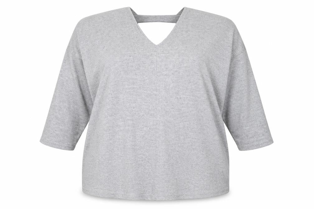 Front view of New Look women’s grey knit jumper, size UK 20, - oversized
