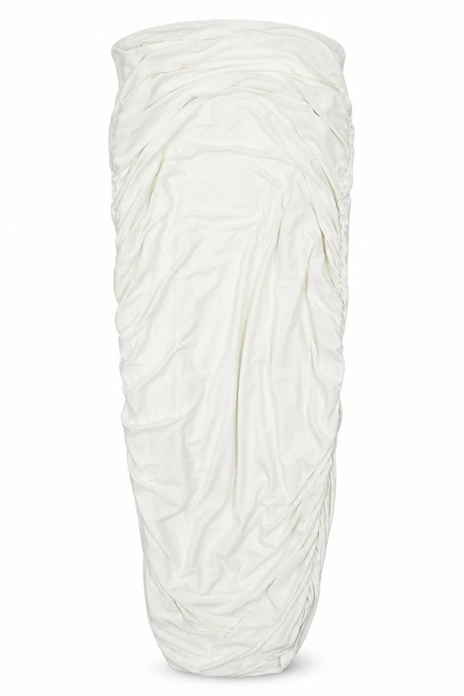 Front view of PRETTYLITTLETHING women’s white a-line, size UK 10