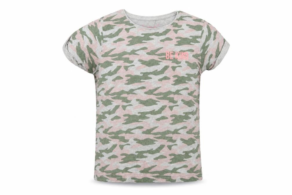 Front view of Primark girls’ green camouflage basic t-shirt, size 10, years