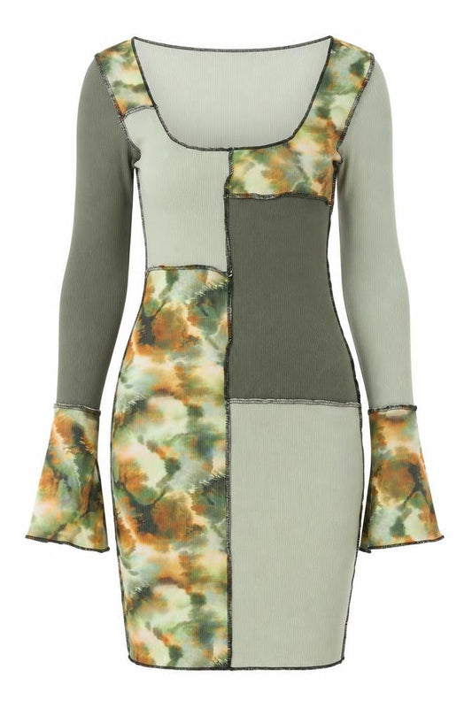 Front view of PRETTYLITTLETHING women’s green bodycon, size UK 4