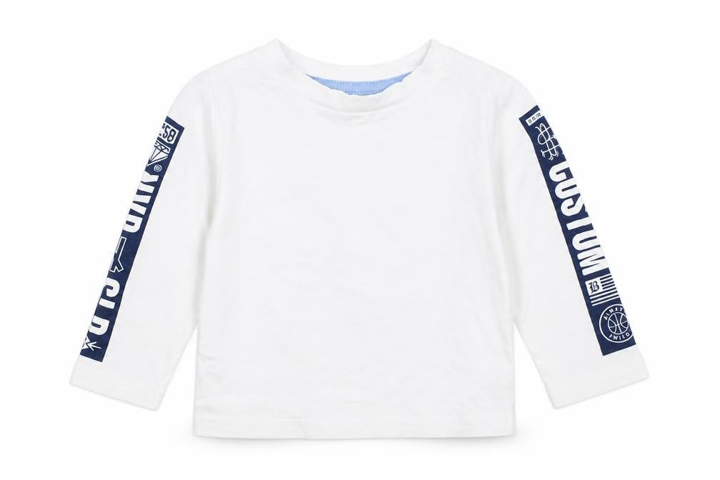Front view of Primark boys’ white basic t-shirt, size 9-12, months