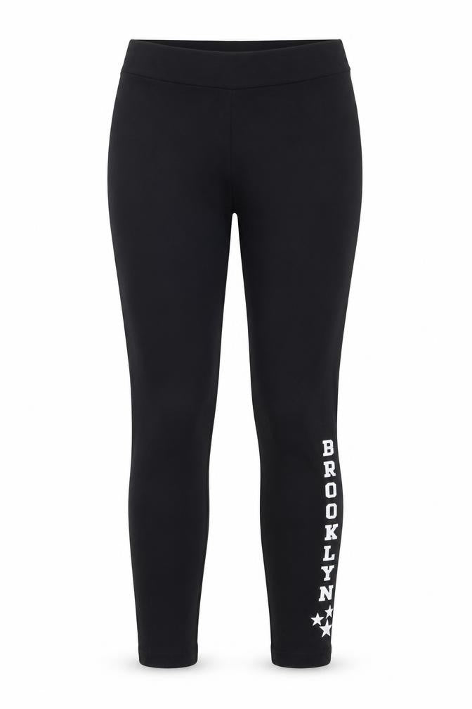 Front view of Rainbow women’s black capri leggings, size M, 26-inch leg