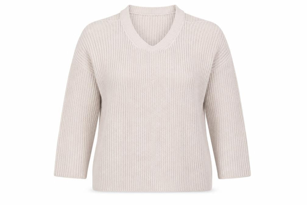 Front view of New Look women’s pink knit jumper, size M