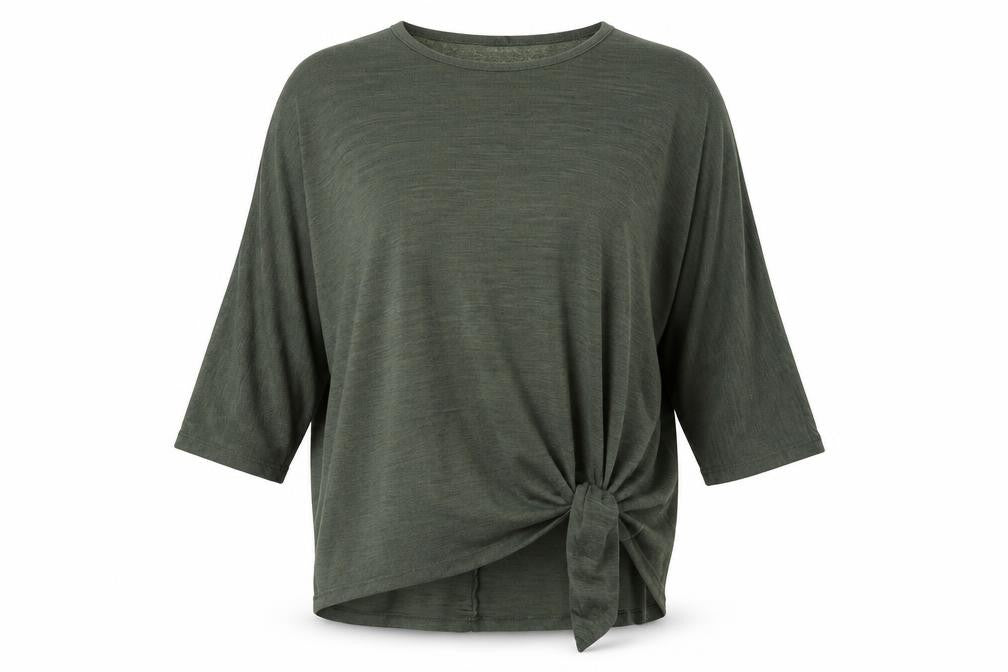 Front view of New Look women’s green jumper, size L