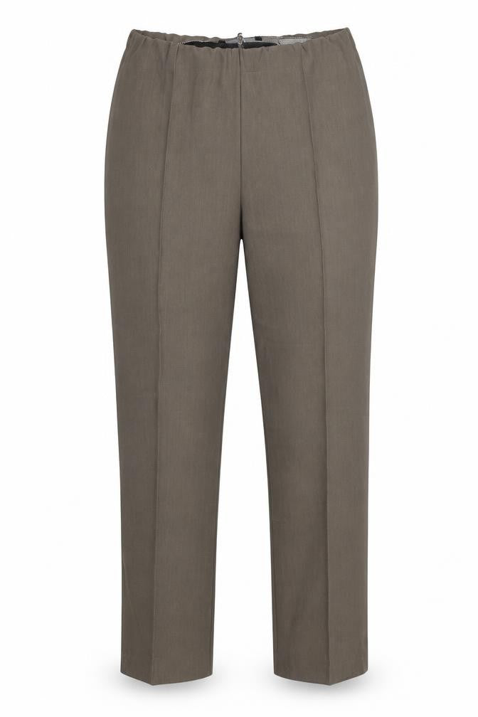 BM Womens Green   Trousers  Size 18 L28 in