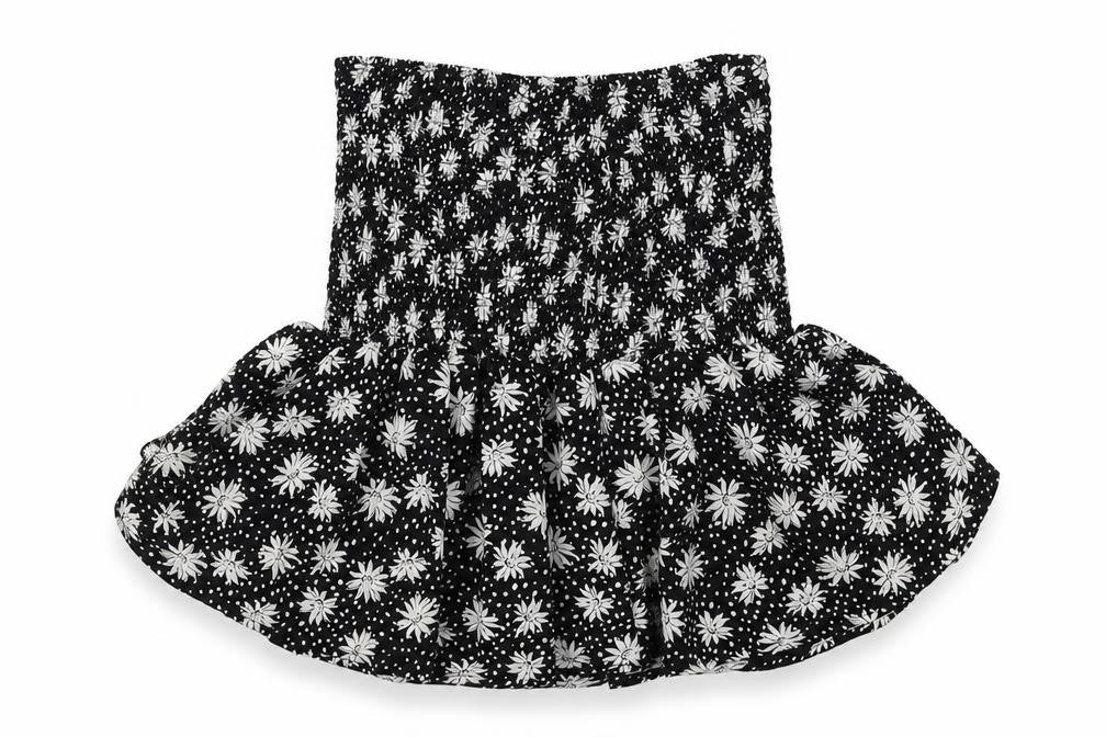 Front view of Boohoo women’s black floral basic blouse, size UK 8
