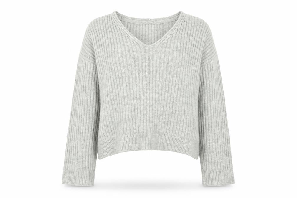 Front view of New Look women’s grey jumper, size S