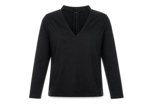 Front view of ASOS women’s black basic t-shirt, size UK 6