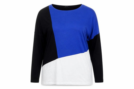 Front view of Select women’s black basic t-shirt, size UK 14