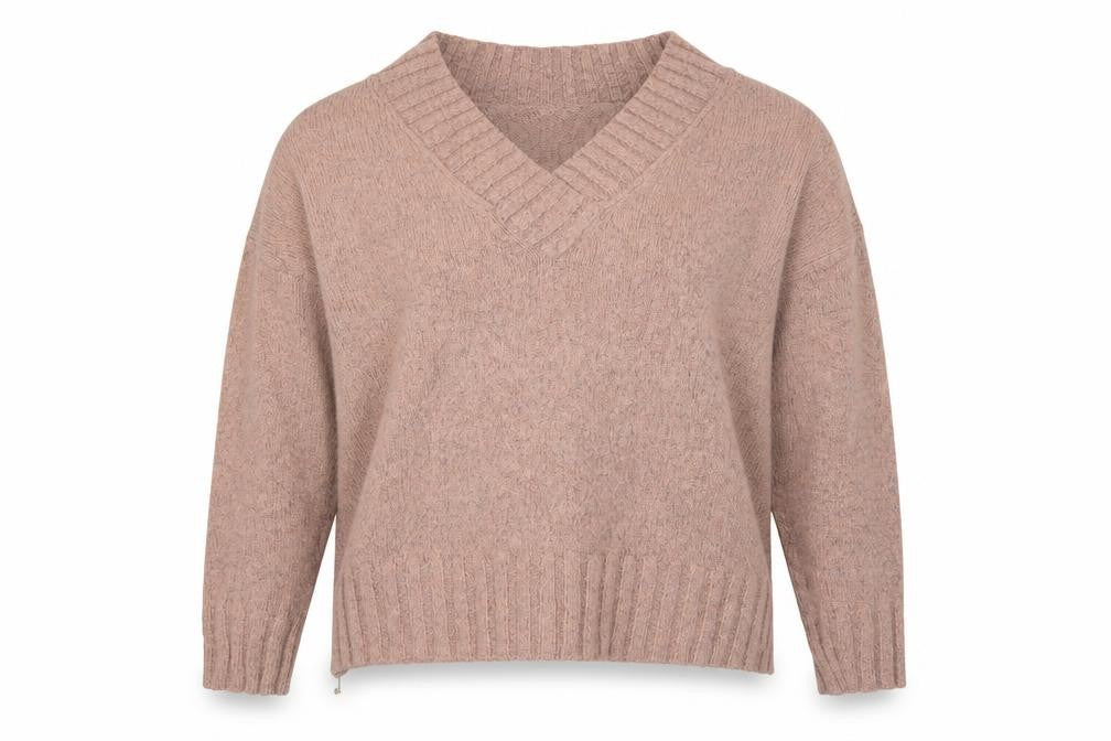Front view of New Look women’s pink jumper, size UK 12