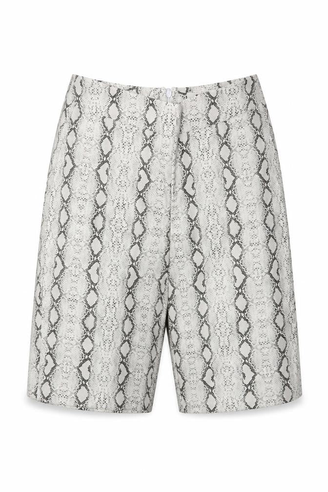 Missguided Womens White Animal Print  Hot Pants Shorts Size 6
