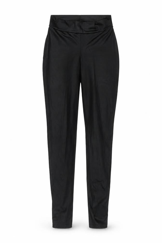 Front view of PRETTYLITTLETHING women’s black jogger leggings, size UK 8, 25-inch leg