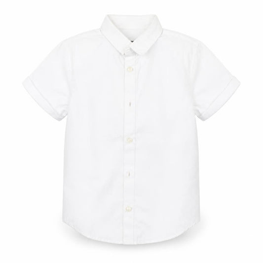Front view of Primark boys’ white basic button-up, size 5, years