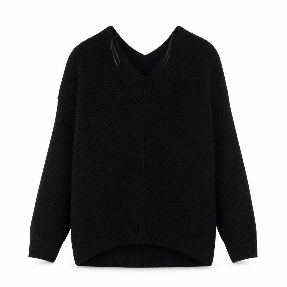 Front view of New Look women’s black jumper, size S