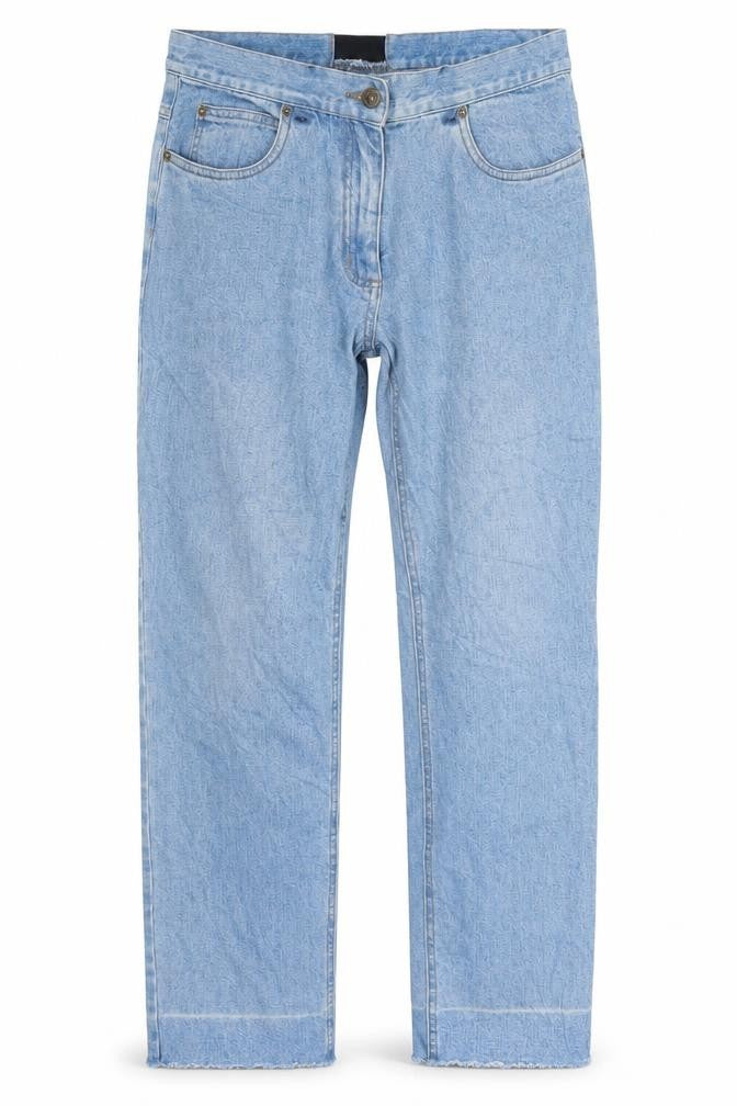 Front view of Preworn men’s blue straight jeans, 28-inch leg