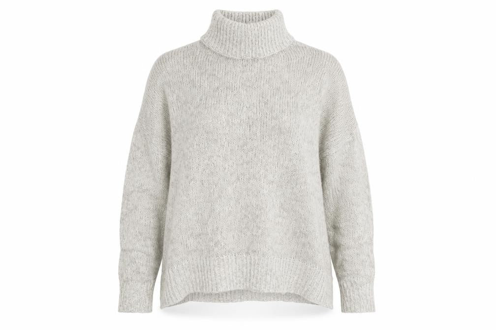 Front view of New Look women’s grey jumper, size L