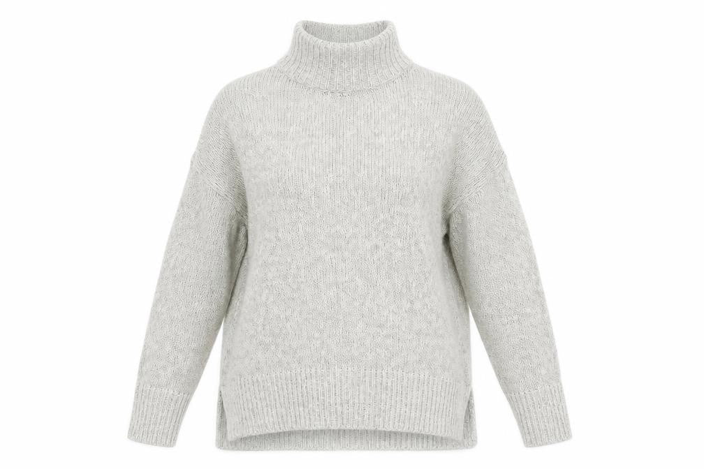 Front view of New Look women’s grey knit jumper, size M
